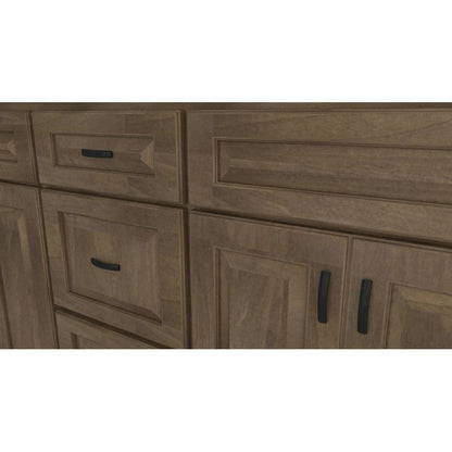 Farmington Linen Cabinet