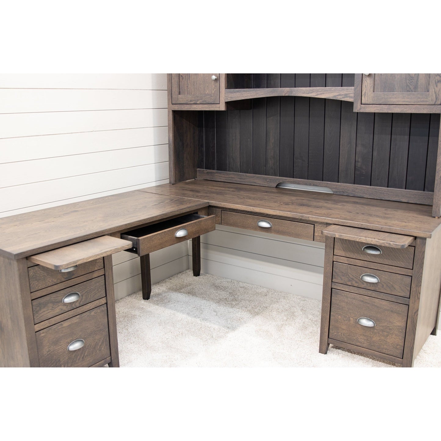 Phoenix L Desk with Hutch Top